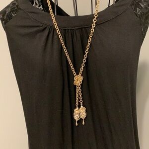 Vintage Gold tone necklace w/ lantern pendants and two spring clasps